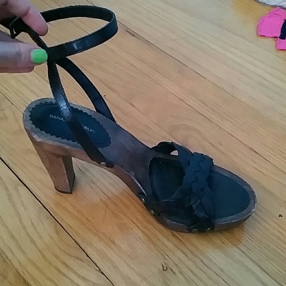 Strappy wooden heels!