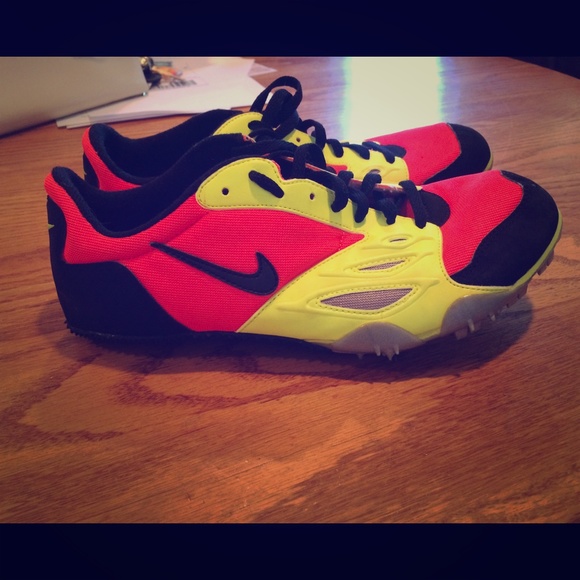 Nike zoom rivals