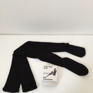 AA black thigh high socks🇺🇸✌️