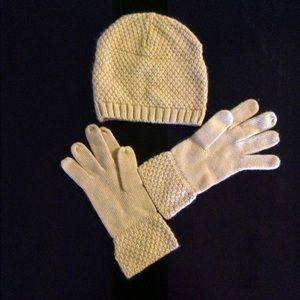 Knitted Calvin Klein Beanie Gloves set
