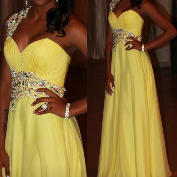 Prom dress