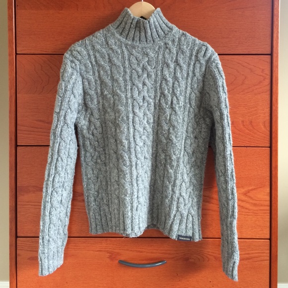 Grey Abercrombie & Fitch Sweater