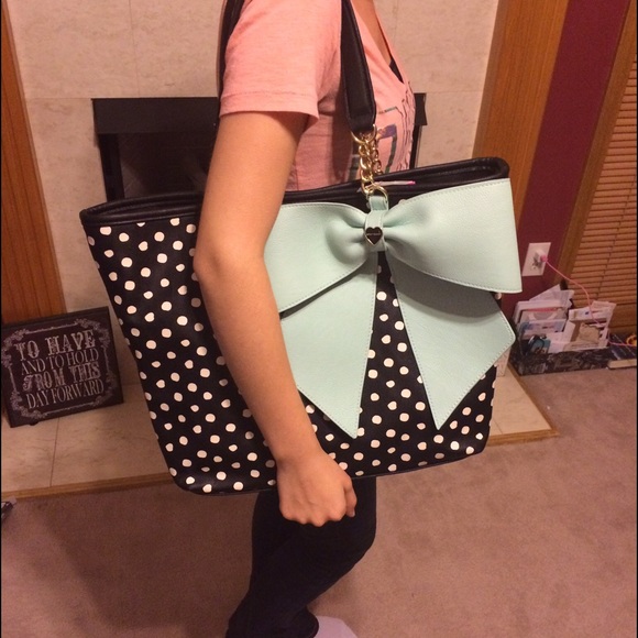 SOLD Large Betsey Johnson Tote - Picture 3 of 4