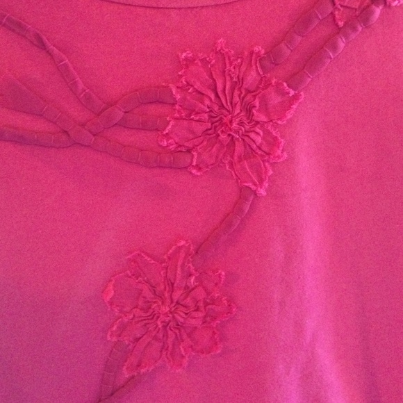 🎉SOLD🎉 Raspberry Pink Bisou Bisou Top - Picture 2 of 2