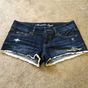 AE size 4 shorta