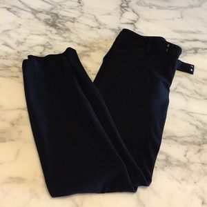 Gap black cropped pants