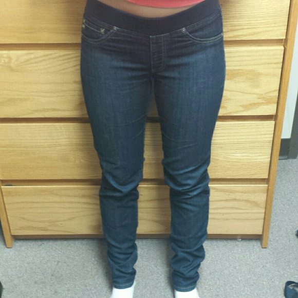 Make an offer!!!! LIKE NEW jeggings