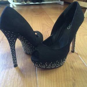 Heel Aldo shoes