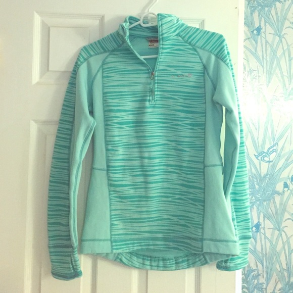 Avalanche pull over sweatshirt