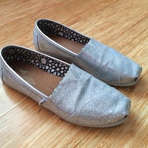 TOMS women's silver sparkly shoes