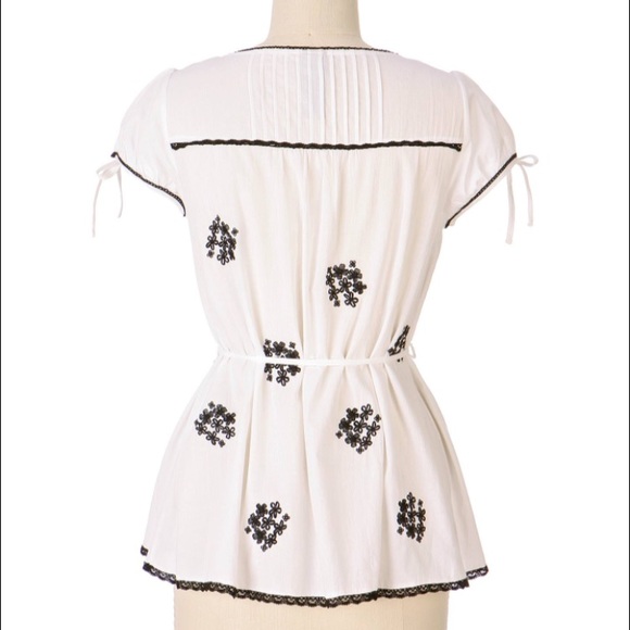 BUNDLED - Anthropologie top - Picture 2 of 4