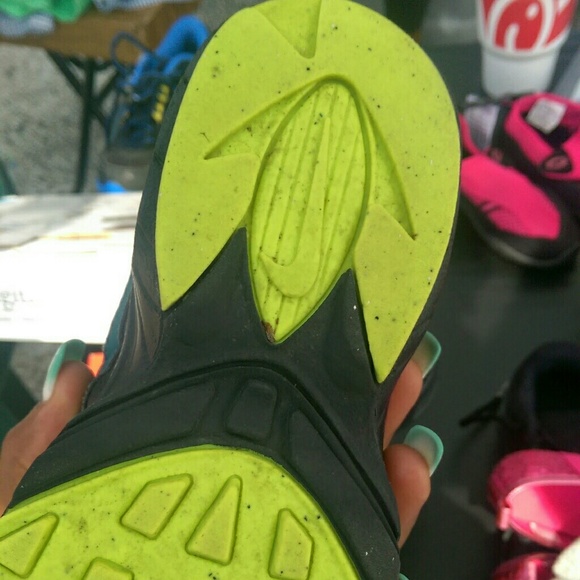 SOLD! Nike airmax - Picture 3 of 3