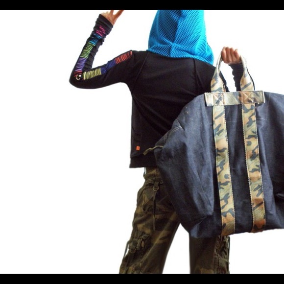 SlimFit Mesh Hoodie Running Jacket XXS-XS - Picture 2 of 4