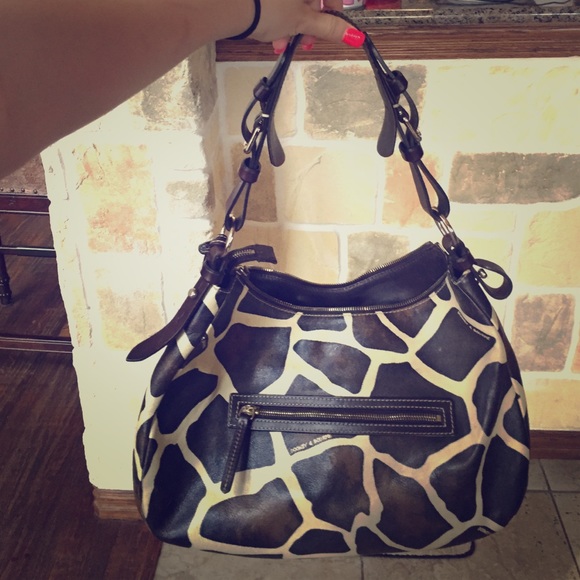 100% authentic Girraffe Dooney & Bourke purse