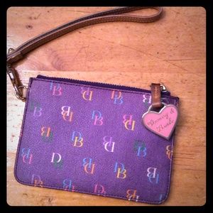 Dooney & Bourke wristlet
