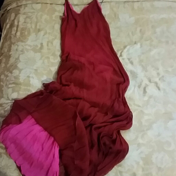Tree Dress. - Picture 2 of 2