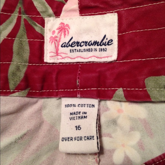 Abercrombie shorts - Picture 3 of 4