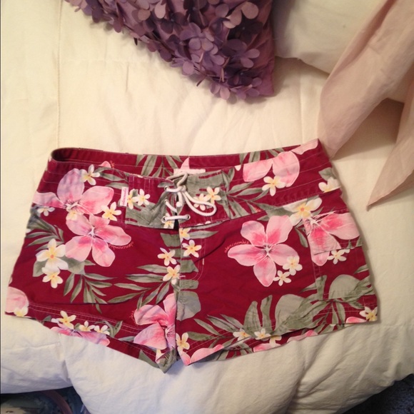 Abercrombie shorts - Picture 4 of 4