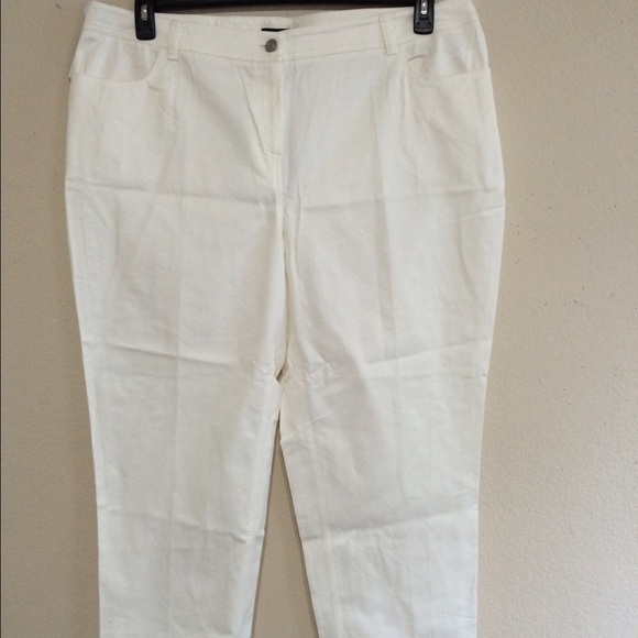 Jones New York Slim Cropped Leg Stretch Pant 18w