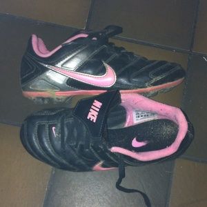 Softball girls cleats