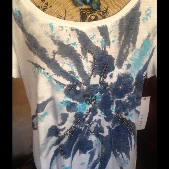 Blue abstract top
