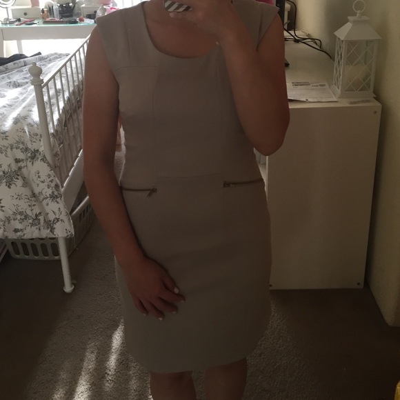 Forever 21 fitted khaki dress - Picture 4 of 4