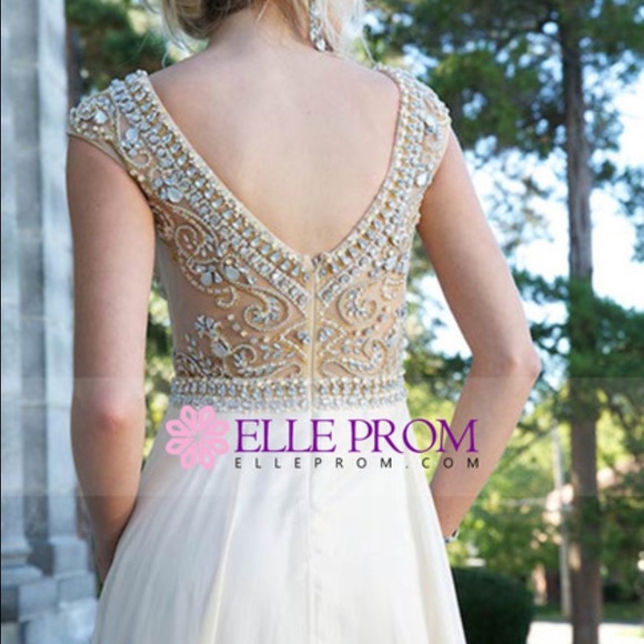 Prom Dress, brand new and out of the package. - Picture 3 of 3