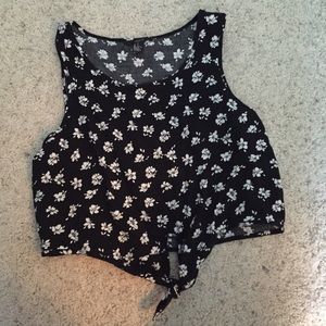 Floral tie hem crop top