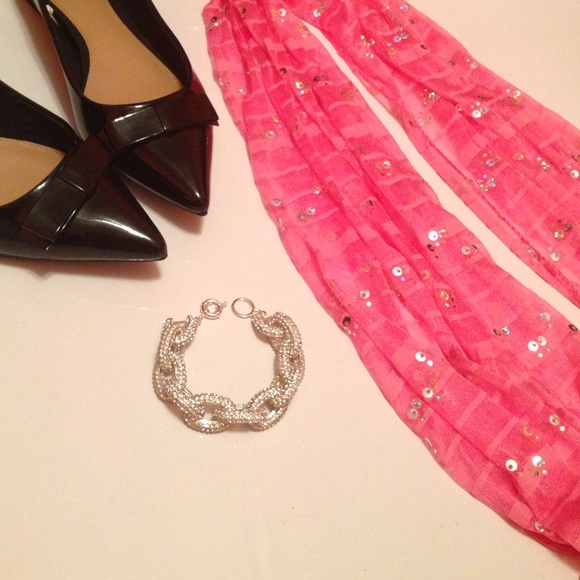 Accessories - 🌟Host Pick🌟Pink Chiffon Scarf