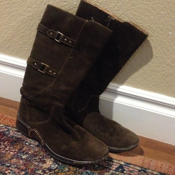 Brown Suede Boots size 7.5