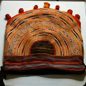 World traveler messenger bag