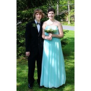 Calvin Klein Bridesmaid Dress (Size 12)