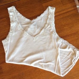 V neck tank with lace detail
