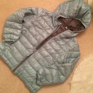 UNIQLO kids Down jacket..