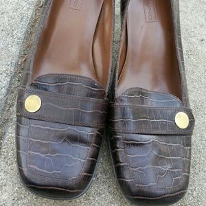 Bandolino 1 inch little timps