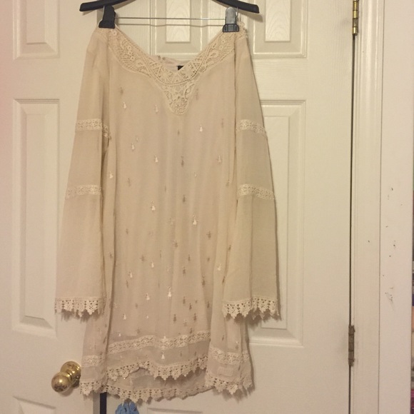 Orphan Black ™ white sun dress