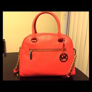 MK lg satchel bag!!