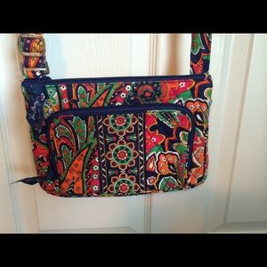 Vera Bradley Little Hipster in Venetian Paisley