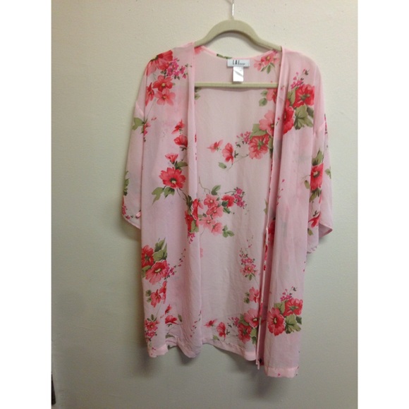 Other - Floral Kimono