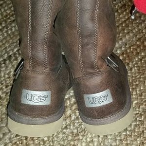 FLASH SALE! Leather UGG BOOTS!
