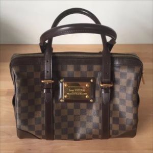 SOLD❣Auth Louis Vuitton Ebene Berkeley bag