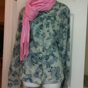 Floral Mossimo shirt