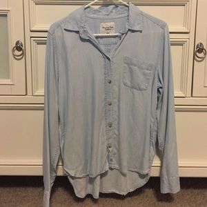 American Eagle Button Down