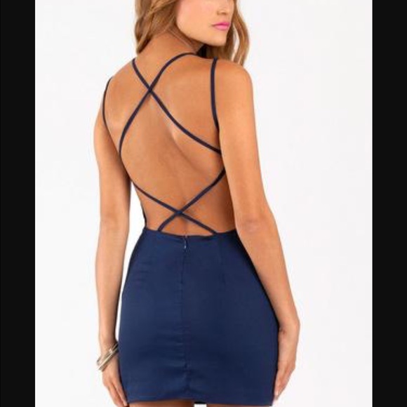 Tobi Dresses & Skirts - Blue cradle back dress