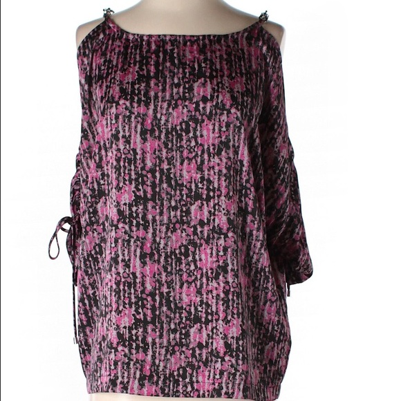 Michael Kors Tops - 💗Fuschia/Black/Gray Michael Kors Top w/Silver💗