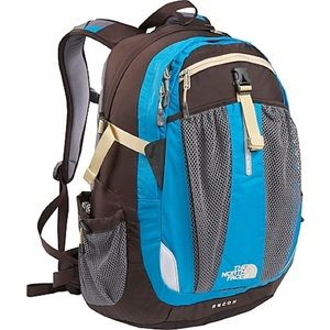 Women's recon north face backpack