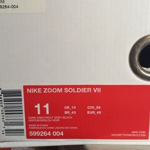 Nike Zoom Soldier VII