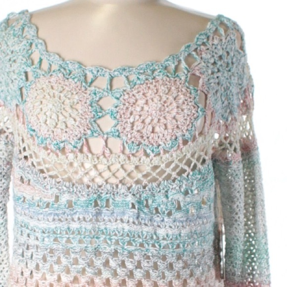 ✋🏻SOLD✋🏻🎉HOST PICK🎉 Free People Sweater - Picture 3 of 4