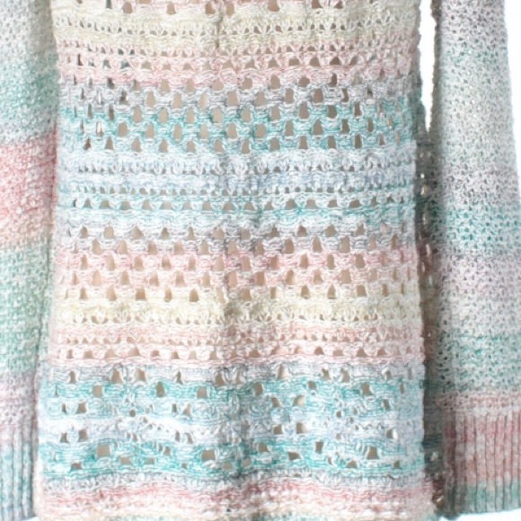 ✋🏻SOLD✋🏻🎉HOST PICK🎉 Free People Sweater - Picture 4 of 4