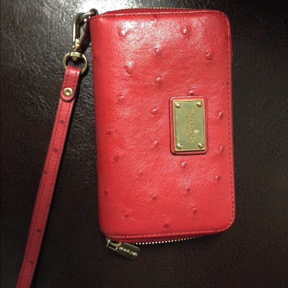 Michael Kors Wristlet